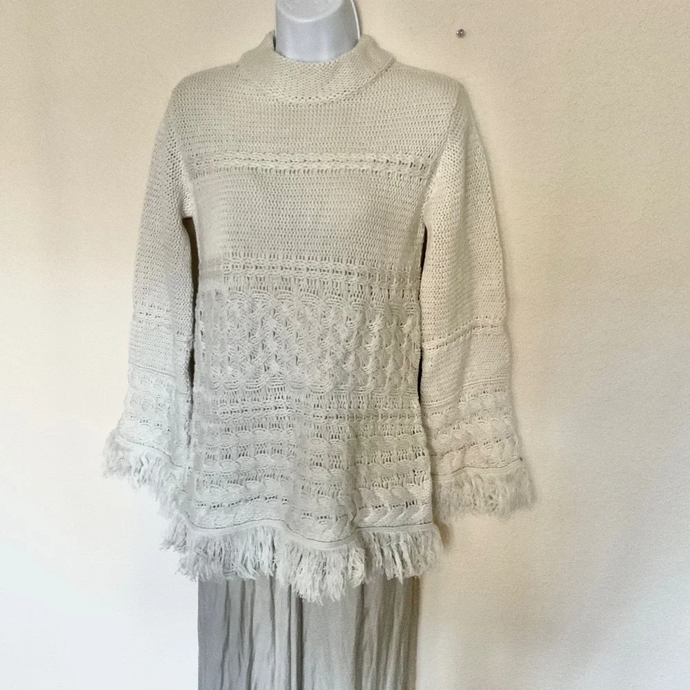 BB Dakota Heart Over Head Cable Knit Fringe Sweater in Oatmeal - Size S - Picture 7 of 10